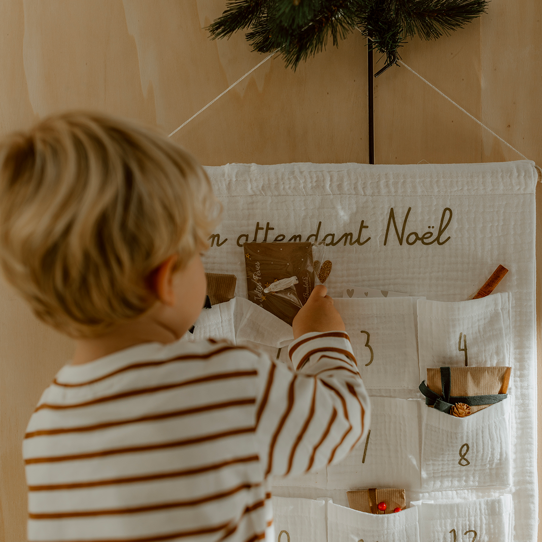 Calendrier de l'avent Écru - « En attendant noël » - Atelier Wagram