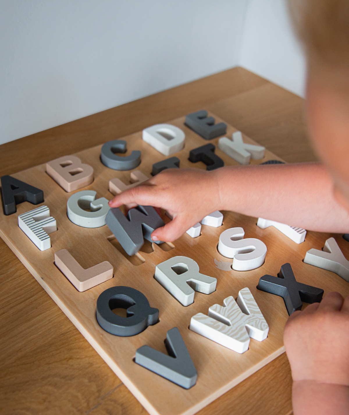 Plateau de Puzzle Alphabet en bois - Tryco